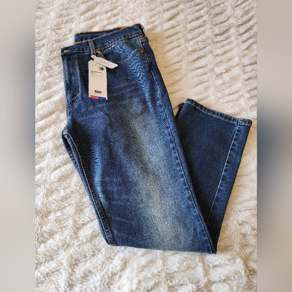 NWT Men's Levi's Jeans 38/30